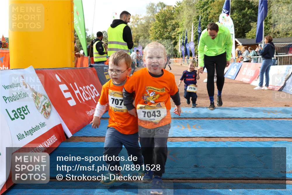 14.09.2025 - Airport Race Strokosch-Dieckow http://msf.ph/oto/8891528 14.09.2025 11:23:23 Ziel  meine-sportfotos.de