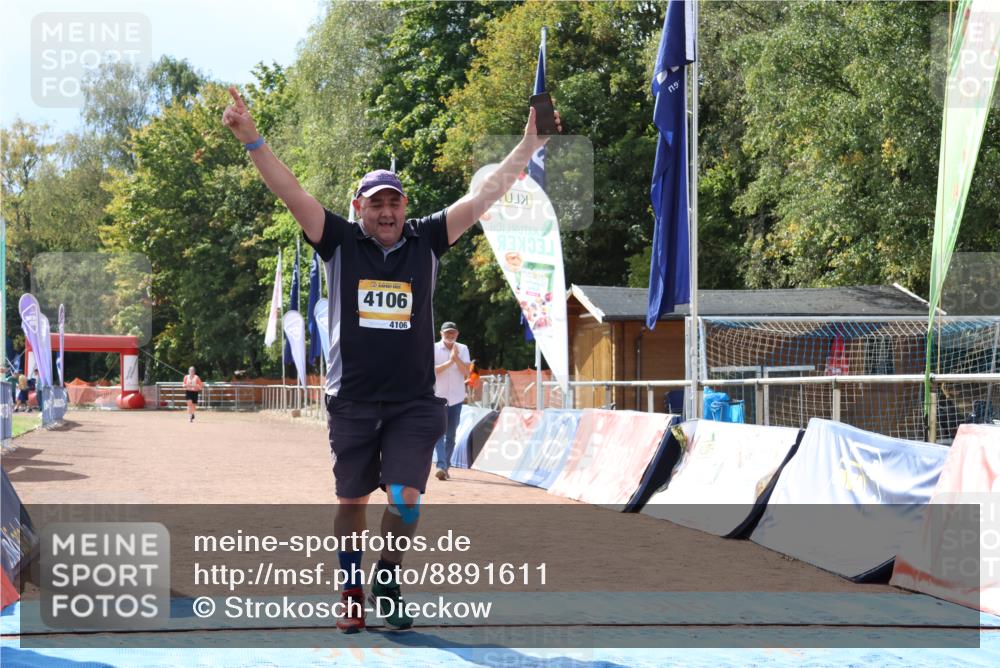 14.09.2025 - Airport Race Strokosch-Dieckow http://msf.ph/oto/8891611 14.09.2025 13:17:46 Ziel 4106 meine-sportfotos.de