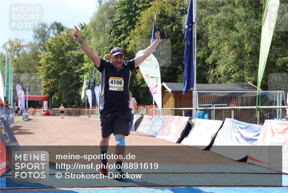 14.09.2025 - Airport Race Strokosch-Dieckow http://msf.ph/oto/8891619 14.09.2025 13:17:46 Ziel 4106 meine-sportfotos.de