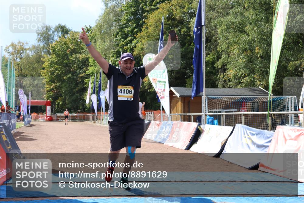 14.09.2025 - Airport Race Strokosch-Dieckow http://msf.ph/oto/8891629 14.09.2025 13:17:46 Ziel 4106 meine-sportfotos.de