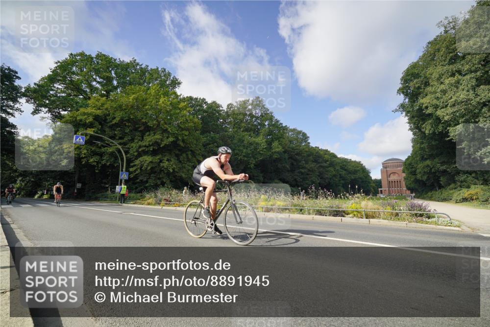 14.09.2025 - Stadtparktriathlon Michael Burmester http://msf.ph/oto/8891945 14.09.2025 10:52:13 Radfahren 661, 720, 759, 772, 785, 797, 799, 805, 806, 813 meine-sportfotos.de