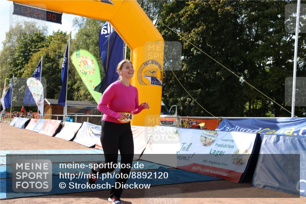 14.09.2025 - Airport Race Strokosch-Dieckow http://msf.ph/oto/8892120 14.09.2025 13:25:07 Ziel 1244 meine-sportfotos.de