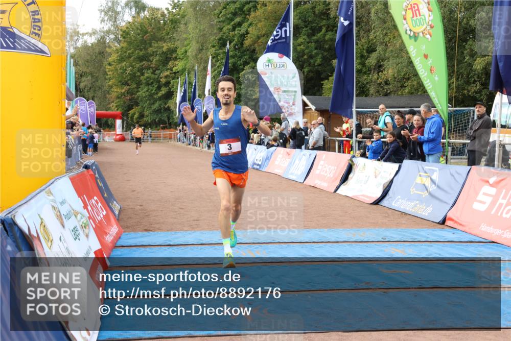 14.09.2025 - Airport Race Strokosch-Dieckow http://msf.ph/oto/8892176 14.09.2025 11:58:40 Ziel 3, 4051 meine-sportfotos.de