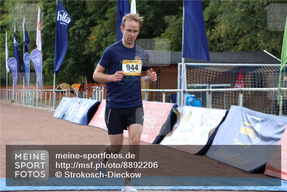 14.09.2025 - Airport Race Strokosch-Dieckow http://msf.ph/oto/8892206 14.09.2025 13:29:55 Ziel 944 meine-sportfotos.de