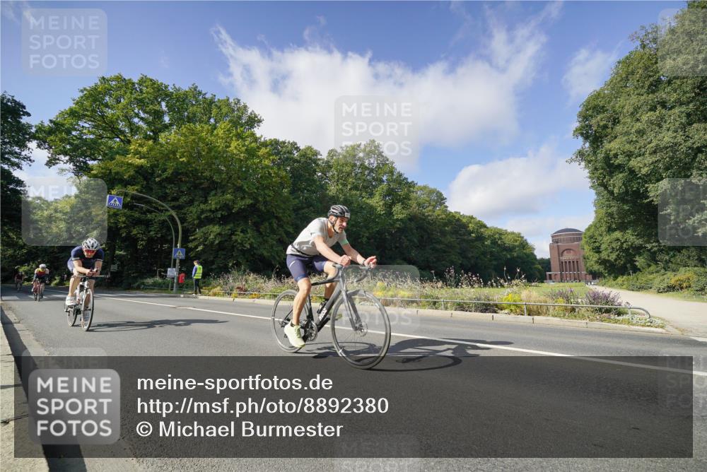 14.09.2025 - Stadtparktriathlon Michael Burmester http://msf.ph/oto/8892380 14.09.2025 11:06:23 Radfahren 791, 800, 873, 889, 917 meine-sportfotos.de