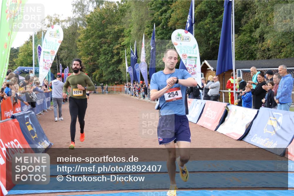 14.09.2025 - Airport Race Strokosch-Dieckow http://msf.ph/oto/8892407 14.09.2025 11:59:47 Ziel 254, 4108, 5054, 5374 meine-sportfotos.de