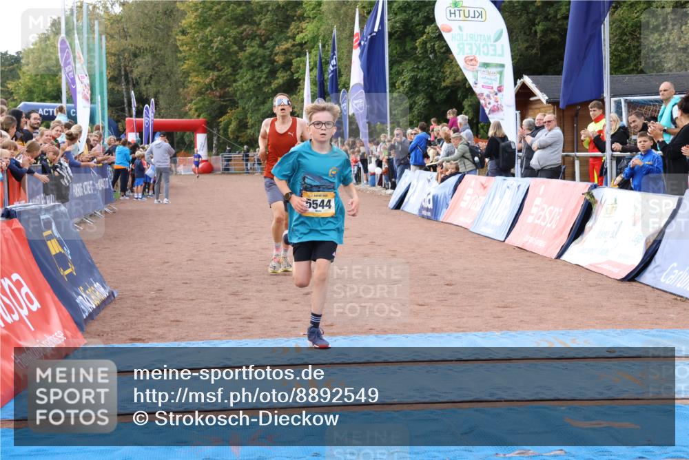 14.09.2025 - Airport Race Strokosch-Dieckow http://msf.ph/oto/8892549 14.09.2025 12:00:30 Ziel 5033, 5544 meine-sportfotos.de
