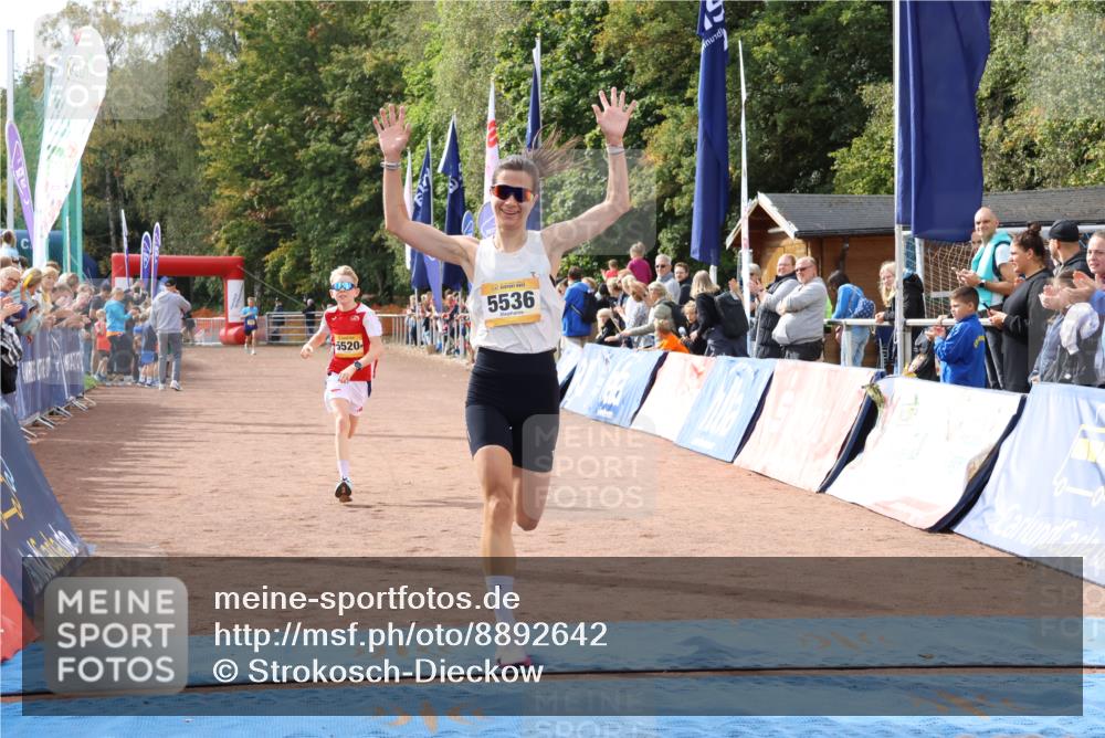 14.09.2025 - Airport Race Strokosch-Dieckow http://msf.ph/oto/8892642 14.09.2025 12:01:11 Ziel 5520, 5536 meine-sportfotos.de