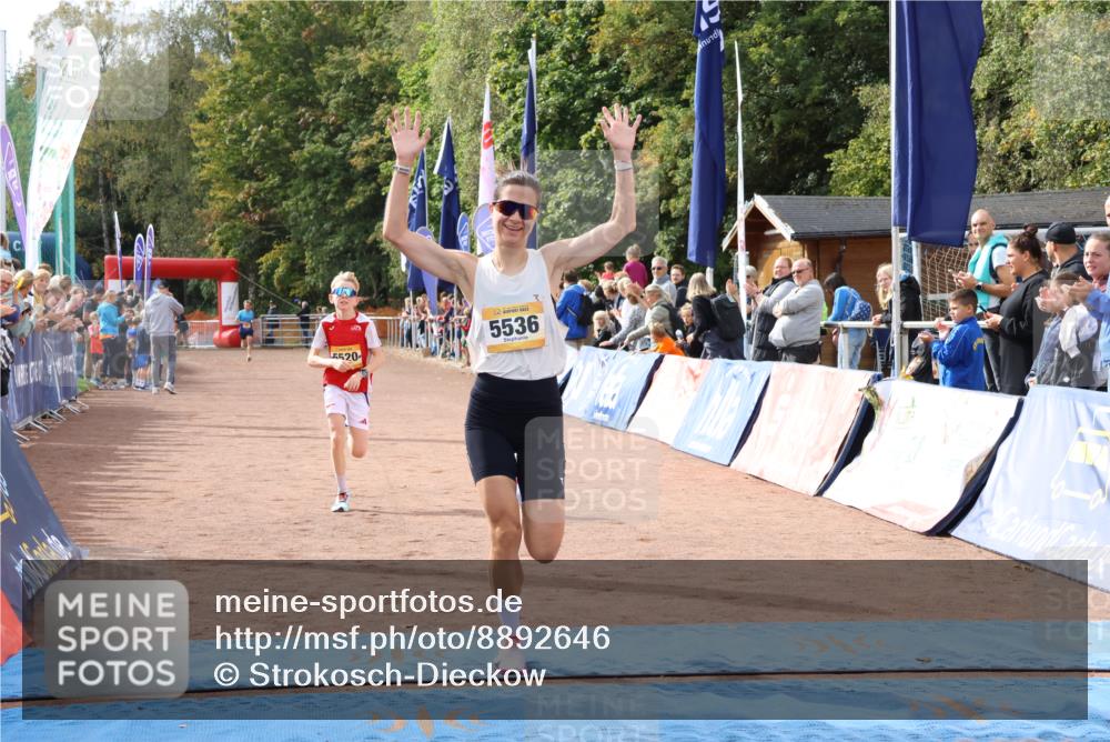 14.09.2025 - Airport Race Strokosch-Dieckow http://msf.ph/oto/8892646 14.09.2025 12:01:11 Ziel 5520, 5536 meine-sportfotos.de