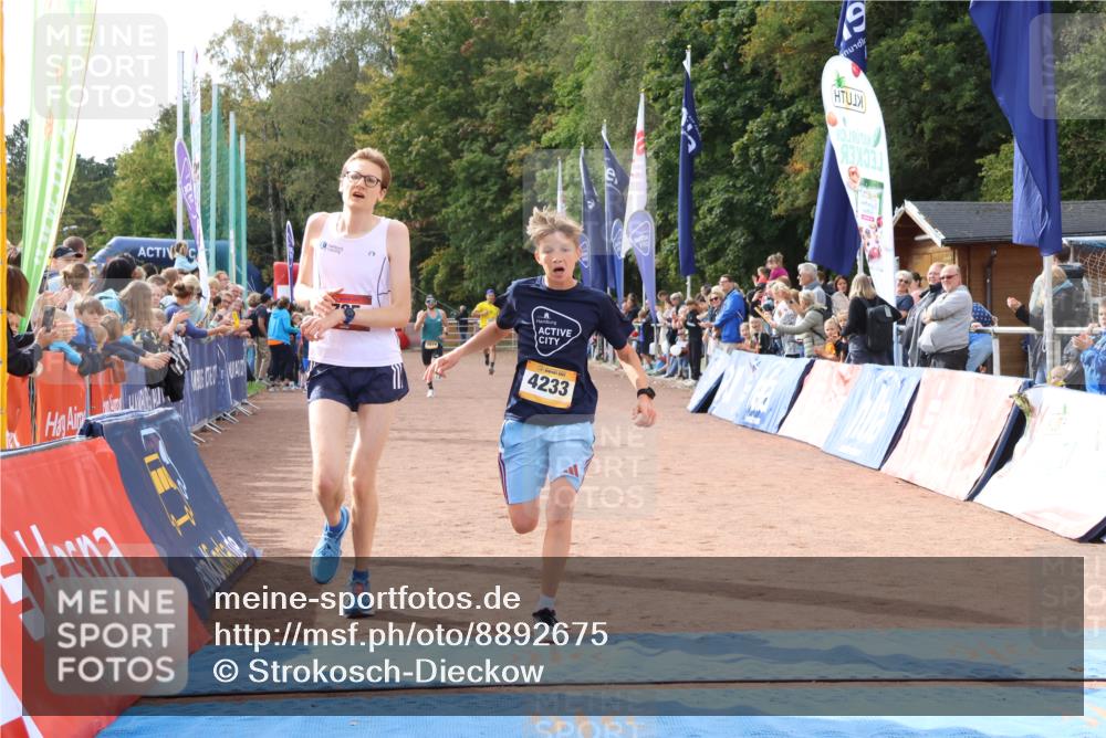14.09.2025 - Airport Race Strokosch-Dieckow http://msf.ph/oto/8892675 14.09.2025 12:01:28 Ziel 725, 2079, 4037, 4233 meine-sportfotos.de