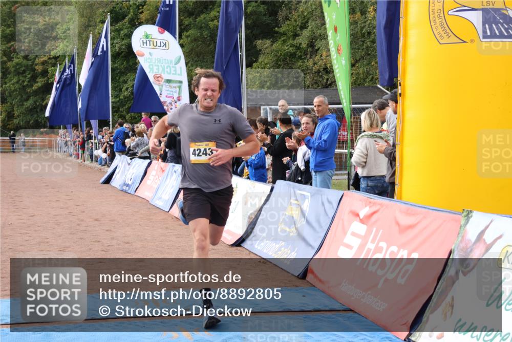 14.09.2025 - Airport Race Strokosch-Dieckow http://msf.ph/oto/8892805 14.09.2025 12:02:21 Ziel 4243, 5129, 5471 meine-sportfotos.de
