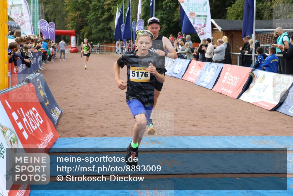 14.09.2025 - Airport Race Strokosch-Dieckow http://msf.ph/oto/8893009 14.09.2025 12:03:31 Ziel 5009, 5176, 5261, 5479 meine-sportfotos.de