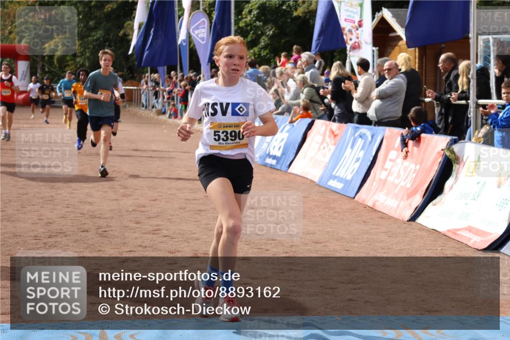 14.09.2025 - Airport Race Strokosch-Dieckow http://msf.ph/oto/8893162 14.09.2025 12:04:26 Ziel 2054, 4064, 5024, 5025, 5166, 5346, 5390 meine-sportfotos.de