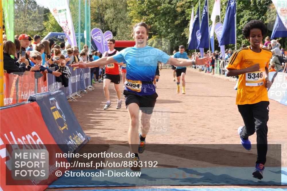 14.09.2025 - Airport Race Strokosch-Dieckow http://msf.ph/oto/8893192 14.09.2025 12:04:31 Ziel 2054, 2175, 4064, 4194, 5024, 5045, 5166, 5188, 5346, 5390 meine-sportfotos.de