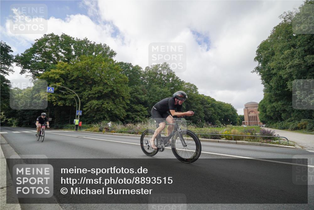 14.09.2025 - Stadtparktriathlon Michael Burmester http://msf.ph/oto/8893515 14.09.2025 11:53:29 Radfahren 931, 1178 meine-sportfotos.de