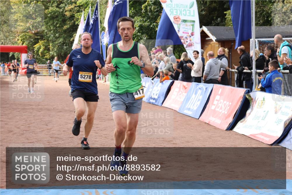 14.09.2025 - Airport Race Strokosch-Dieckow http://msf.ph/oto/8893582 14.09.2025 12:06:31 Ziel 1123, 4171, 4273, 5092, 5278, 5333 meine-sportfotos.de