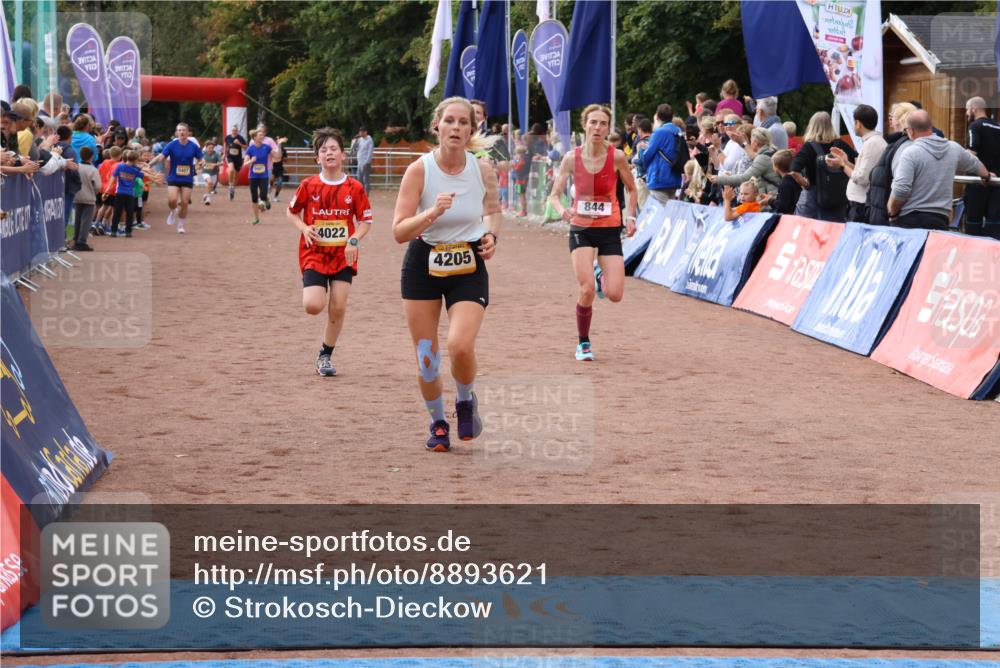 14.09.2025 - Airport Race Strokosch-Dieckow http://msf.ph/oto/8893621 14.09.2025 12:07:06 Ziel 340, 844, 4022, 4205 meine-sportfotos.de