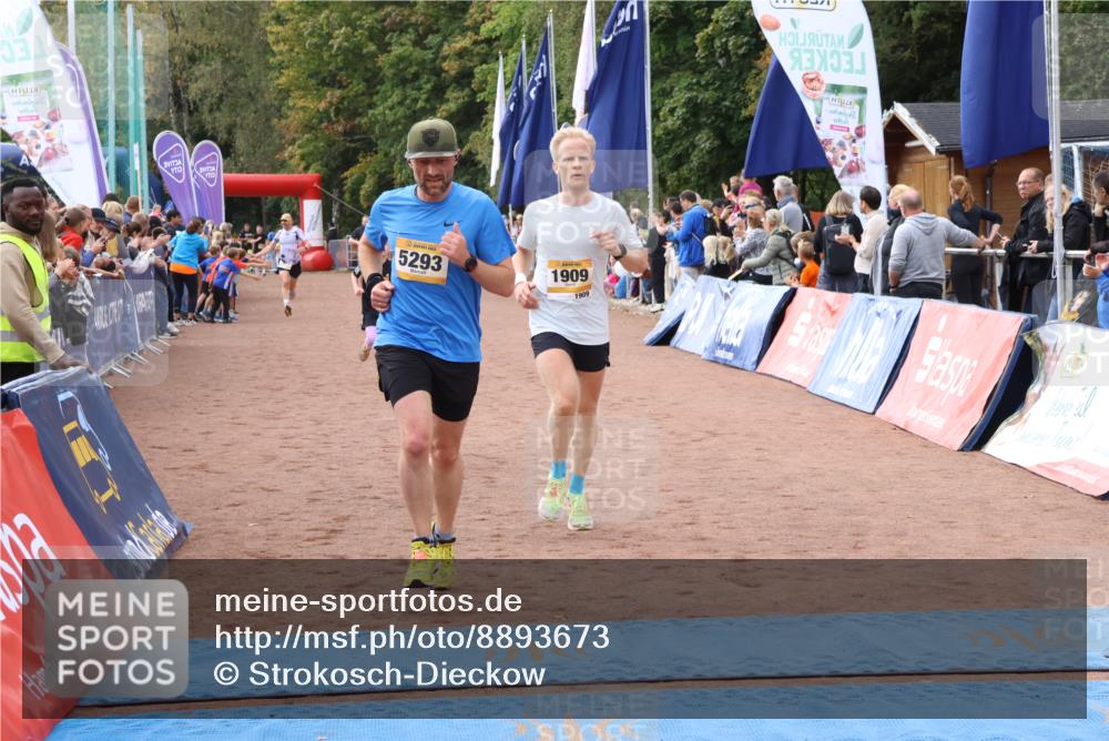 14.09.2025 - Airport Race Strokosch-Dieckow http://msf.ph/oto/8893673 14.09.2025 12:07:50 Ziel 326, 1909, 4089, 4147, 5293, 5348 meine-sportfotos.de