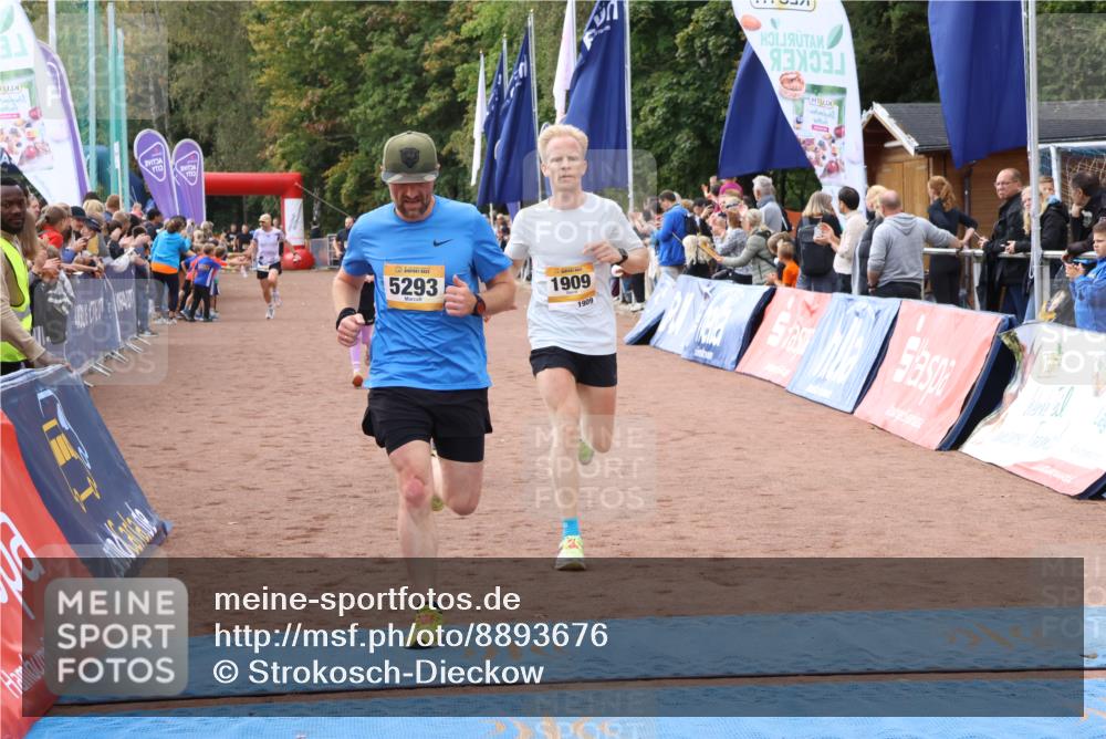 14.09.2025 - Airport Race Strokosch-Dieckow http://msf.ph/oto/8893676 14.09.2025 12:07:51 Ziel 326, 1909, 4089, 4147, 5165, 5293, 5348 meine-sportfotos.de