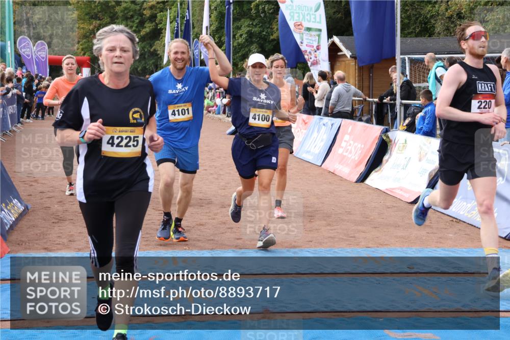 14.09.2025 - Airport Race Strokosch-Dieckow http://msf.ph/oto/8893717 14.09.2025 12:08:17 Ziel 220, 699, 4100, 4101, 4225, 5241, 5251, 5269, 5297, 5470, 5525 meine-sportfotos.de