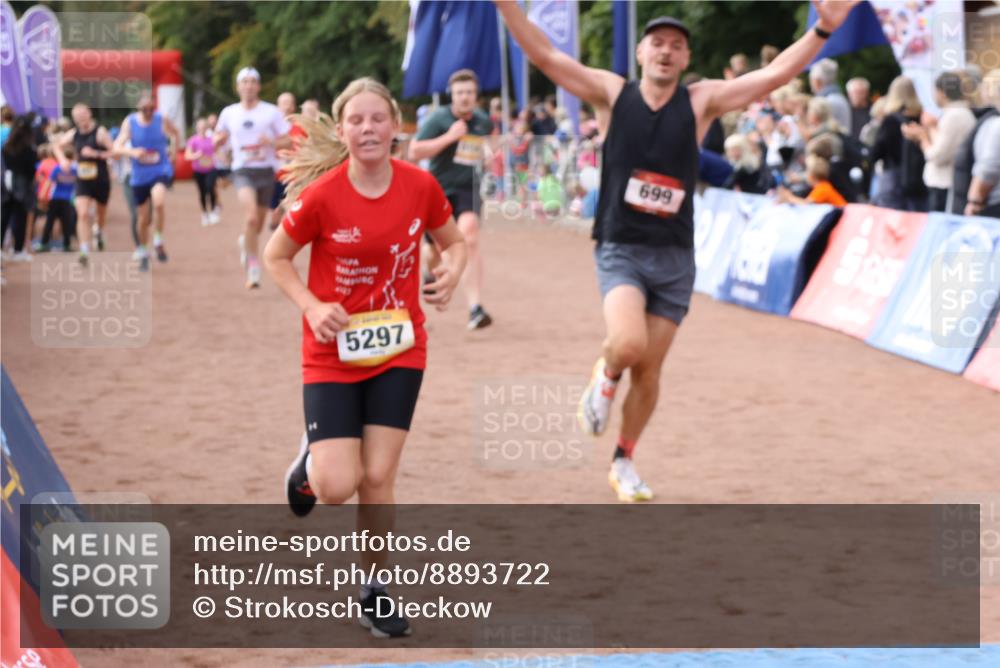 14.09.2025 - Airport Race Strokosch-Dieckow http://msf.ph/oto/8893722 14.09.2025 12:08:24 Ziel 30, 136, 657, 699, 873, 4109, 5156, 5251, 5269, 5297 meine-sportfotos.de