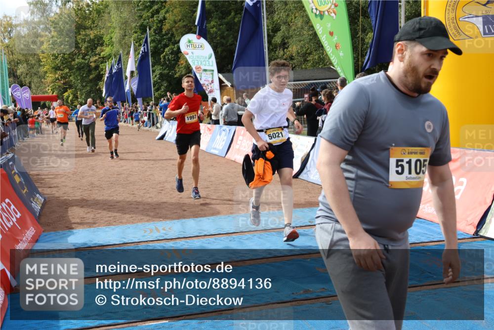 14.09.2025 - Airport Race Strokosch-Dieckow http://msf.ph/oto/8894136 14.09.2025 12:10:08 Ziel 815, 865, 1650, 1651, 1997, 4113, 5021, 5105, 5186, 5246, 5352, 5370 meine-sportfotos.de