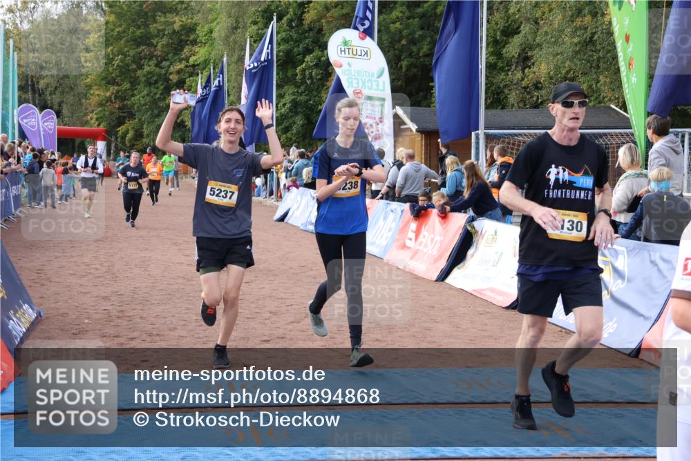 14.09.2025 - Airport Race Strokosch-Dieckow http://msf.ph/oto/8894868 14.09.2025 12:12:41 Ziel 70, 1130, 1457, 1948, 2056, 4010, 5142, 5172, 5237, 5238, 5464 meine-sportfotos.de