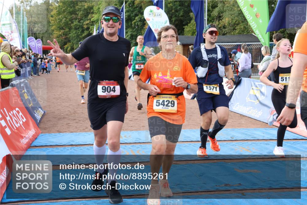 14.09.2025 - Airport Race Strokosch-Dieckow http://msf.ph/oto/8895261 14.09.2025 12:14:04 Ziel 44, 904, 1571, 4035, 4046, 4166, 4200, 5115, 5381, 5429, 5537 meine-sportfotos.de
