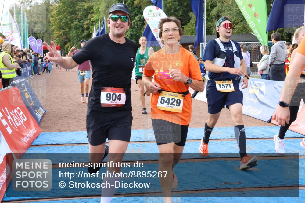 14.09.2025 - Airport Race Strokosch-Dieckow http://msf.ph/oto/8895267 14.09.2025 12:14:04 Ziel 44, 904, 1571, 4035, 4046, 4166, 4200, 5115, 5381, 5429, 5537 meine-sportfotos.de