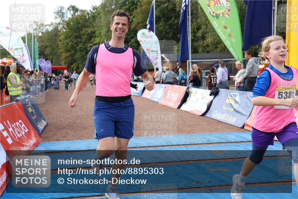 14.09.2025 - Airport Race Strokosch-Dieckow http://msf.ph/oto/8895303 14.09.2025 12:14:11 Ziel 4035, 4166, 5134, 5344, 5381, 5496 meine-sportfotos.de