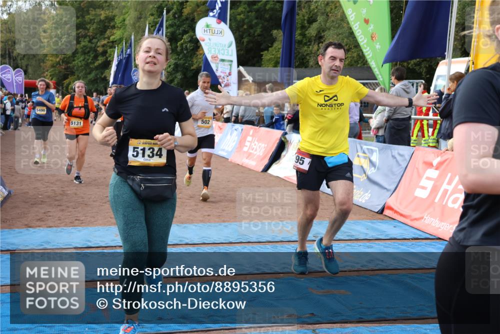 14.09.2025 - Airport Race Strokosch-Dieckow http://msf.ph/oto/8895356 14.09.2025 12:14:21 Ziel 110, 114, 295, 502, 5117, 5131, 5134, 5192, 5344, 5401, 5490, 5496 meine-sportfotos.de