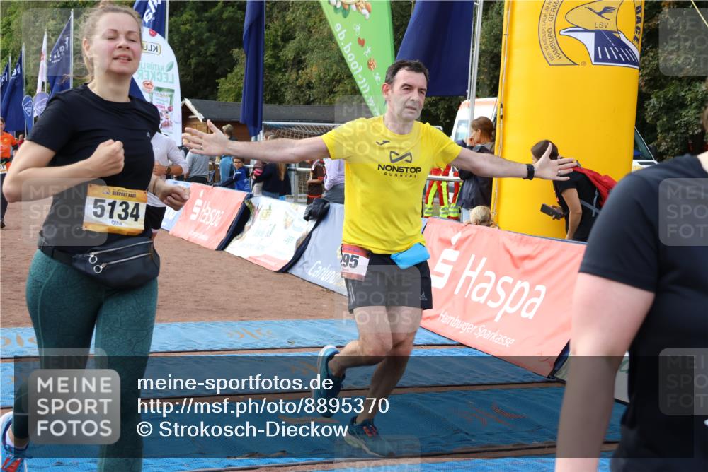 14.09.2025 - Airport Race Strokosch-Dieckow http://msf.ph/oto/8895370 14.09.2025 12:14:21 Ziel 110, 114, 295, 502, 5117, 5131, 5134, 5192, 5344, 5401, 5490, 5496 meine-sportfotos.de