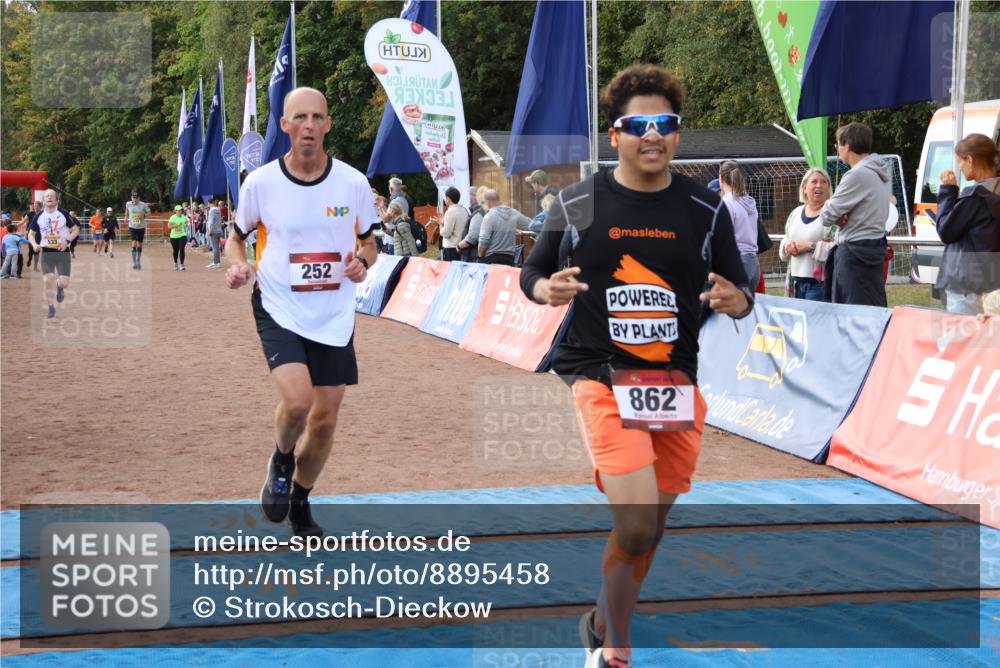 14.09.2025 - Airport Race Strokosch-Dieckow http://msf.ph/oto/8895458 14.09.2025 12:14:42 Ziel 252, 533, 862, 5518 meine-sportfotos.de