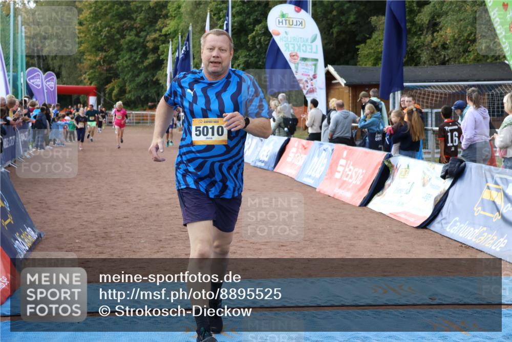 14.09.2025 - Airport Race Strokosch-Dieckow http://msf.ph/oto/8895525 14.09.2025 12:15:03 Ziel 79, 1868, 5010, 5285, 5372 meine-sportfotos.de