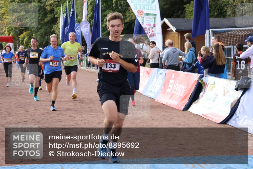 14.09.2025 - Airport Race Strokosch-Dieckow http://msf.ph/oto/8895692 14.09.2025 12:15:37 Ziel 133, 605, 803, 1262, 5194, 5288, 5425, 5426, 5433, 5516 meine-sportfotos.de