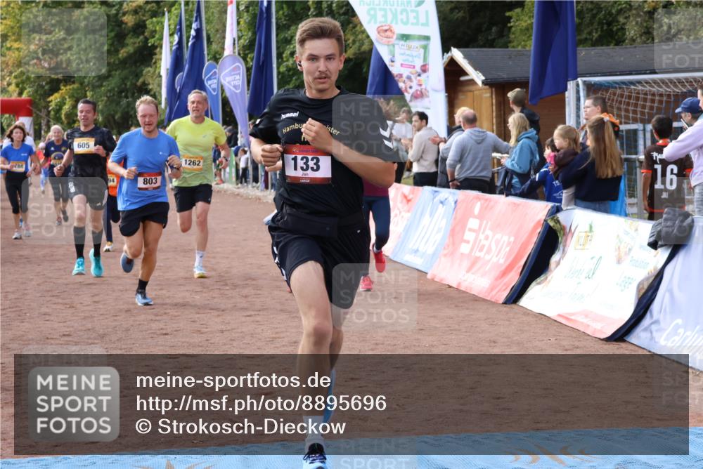 14.09.2025 - Airport Race Strokosch-Dieckow http://msf.ph/oto/8895696 14.09.2025 12:15:37 Ziel 133, 605, 803, 1262, 5194, 5288, 5425, 5426, 5433, 5516 meine-sportfotos.de