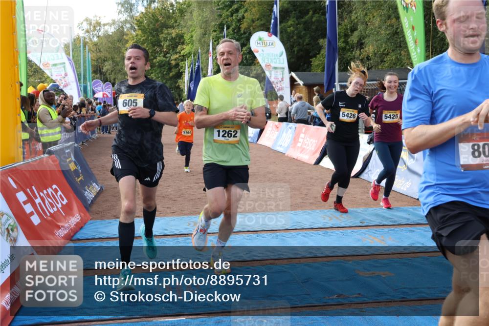 14.09.2025 - Airport Race Strokosch-Dieckow http://msf.ph/oto/8895731 14.09.2025 12:15:40 Ziel 133, 605, 803, 1262, 2121, 5194, 5288, 5294, 5323, 5347, 5425, 5426, 5433, 5516 meine-sportfotos.de