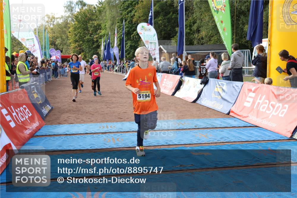14.09.2025 - Airport Race Strokosch-Dieckow http://msf.ph/oto/8895747 14.09.2025 12:15:42 Ziel 133, 605, 803, 1262, 2121, 5194, 5288, 5294, 5323, 5347, 5425, 5426, 5433, 5516 meine-sportfotos.de