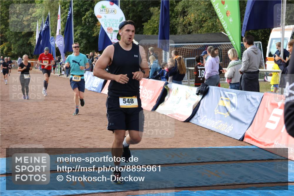 14.09.2025 - Airport Race Strokosch-Dieckow http://msf.ph/oto/8895961 14.09.2025 12:16:29 Ziel 429, 456, 485, 548, 653, 5128, 5365 meine-sportfotos.de