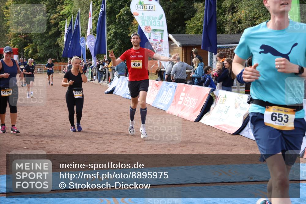 14.09.2025 - Airport Race Strokosch-Dieckow http://msf.ph/oto/8895975 14.09.2025 12:16:31 Ziel 119, 429, 456, 485, 548, 653, 5128, 5365 meine-sportfotos.de