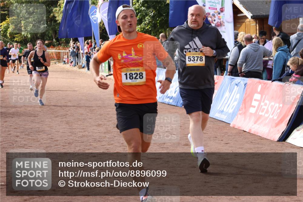 14.09.2025 - Airport Race Strokosch-Dieckow http://msf.ph/oto/8896099 14.09.2025 12:16:47 Ziel 85, 568, 1045, 1245, 1620, 1828, 4027, 5378, 5467, 5526 meine-sportfotos.de
