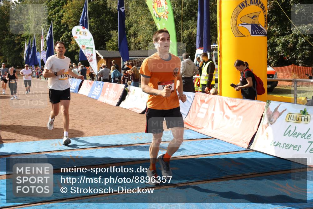 14.09.2025 - Airport Race Strokosch-Dieckow http://msf.ph/oto/8896357 14.09.2025 12:17:43 Ziel 77, 756, 1112, 1149, 1838, 4199, 5017, 5360, 5486 meine-sportfotos.de