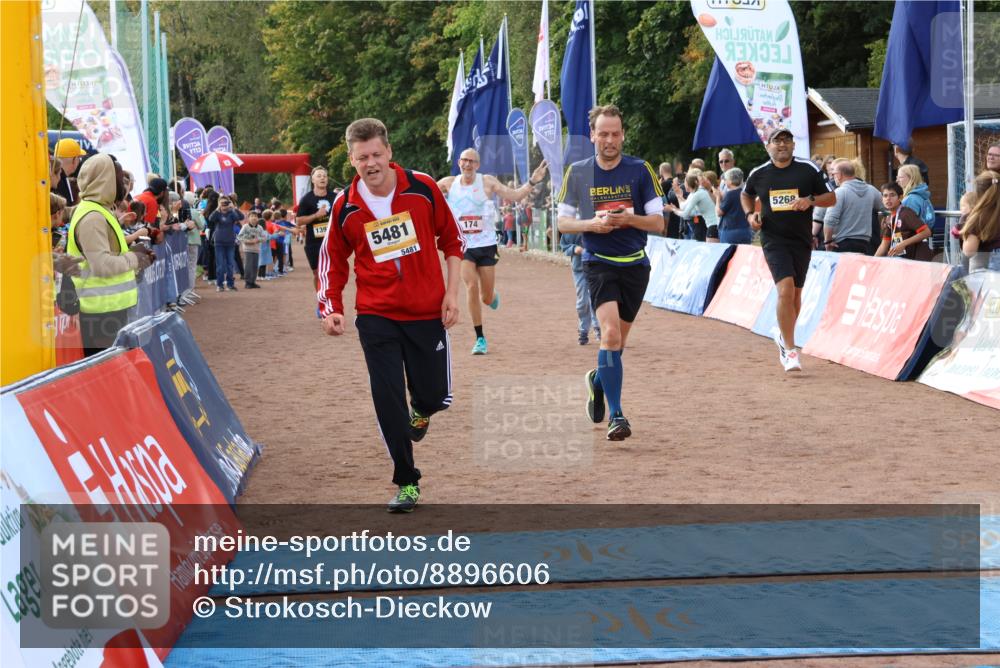 14.09.2025 - Airport Race Strokosch-Dieckow http://msf.ph/oto/8896606 14.09.2025 12:19:23 Ziel 72, 174, 555, 1050, 1392, 4055, 4143, 5153, 5268, 5481 meine-sportfotos.de