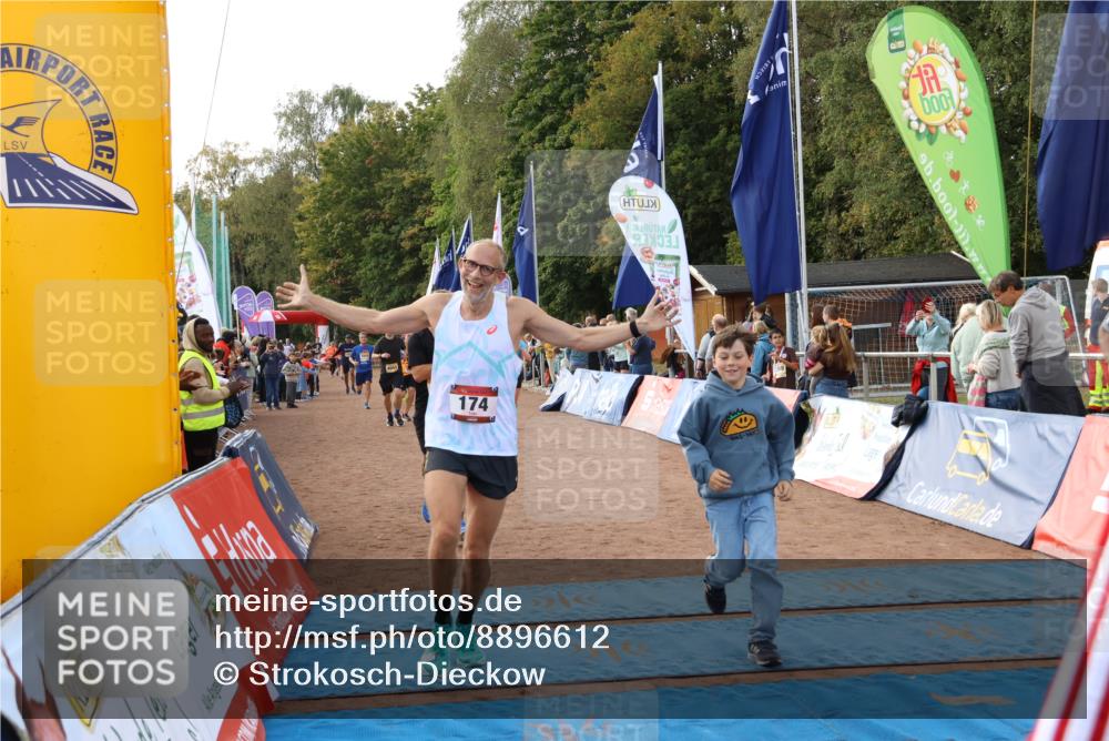 14.09.2025 - Airport Race Strokosch-Dieckow http://msf.ph/oto/8896612 14.09.2025 12:19:26 Ziel 72, 74, 174, 555, 746, 1050, 1059, 1392, 4055, 4143, 5268, 5481 meine-sportfotos.de