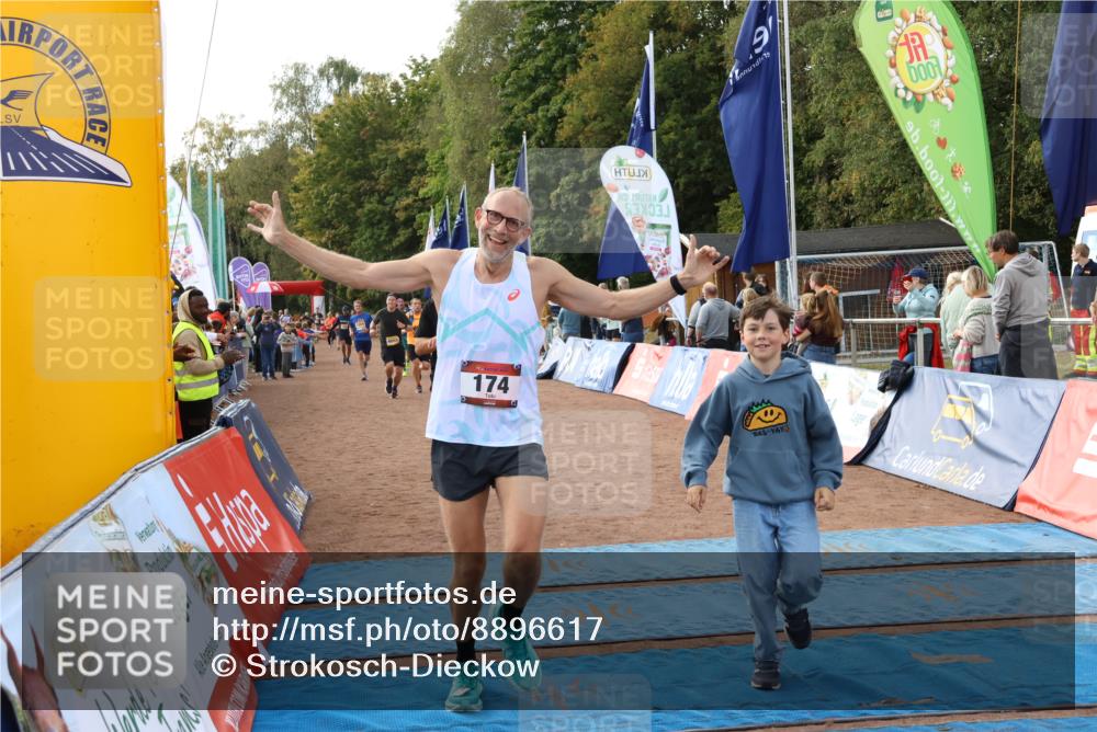 14.09.2025 - Airport Race Strokosch-Dieckow http://msf.ph/oto/8896617 14.09.2025 12:19:26 Ziel 72, 74, 174, 555, 746, 1050, 1059, 1392, 4055, 4143, 5268, 5481 meine-sportfotos.de