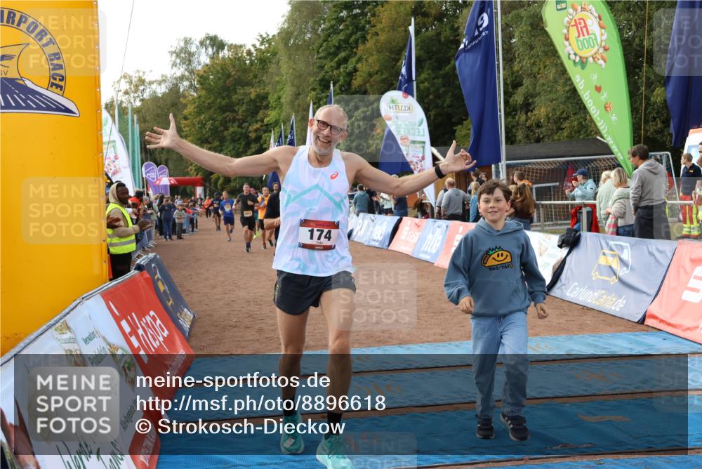 14.09.2025 - Airport Race Strokosch-Dieckow http://msf.ph/oto/8896618 14.09.2025 12:19:26 Ziel 72, 74, 174, 555, 746, 1050, 1059, 1392, 4055, 4143, 5268, 5481 meine-sportfotos.de