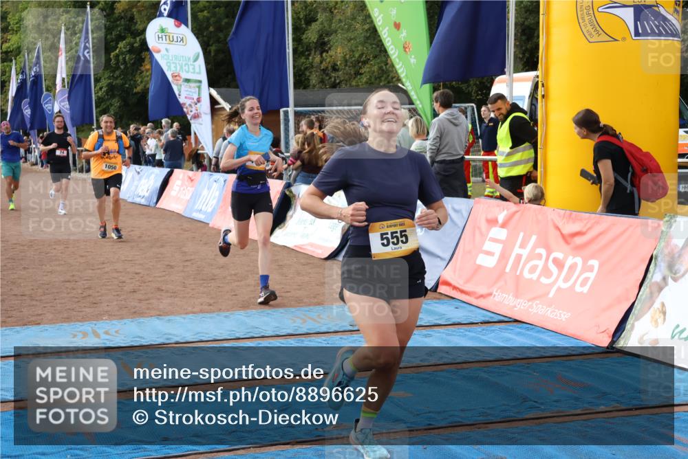 14.09.2025 - Airport Race Strokosch-Dieckow http://msf.ph/oto/8896625 14.09.2025 12:19:29 Ziel 74, 174, 555, 746, 1050, 1059, 1392, 1976, 4055, 4143, 5268, 5356 meine-sportfotos.de