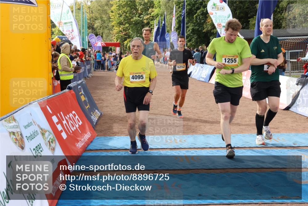 14.09.2025 - Airport Race Strokosch-Dieckow http://msf.ph/oto/8896725 14.09.2025 12:20:05 Ziel 26, 291, 595, 700, 1028, 1255, 1274, 4095, 4244, 4252, 5314 meine-sportfotos.de