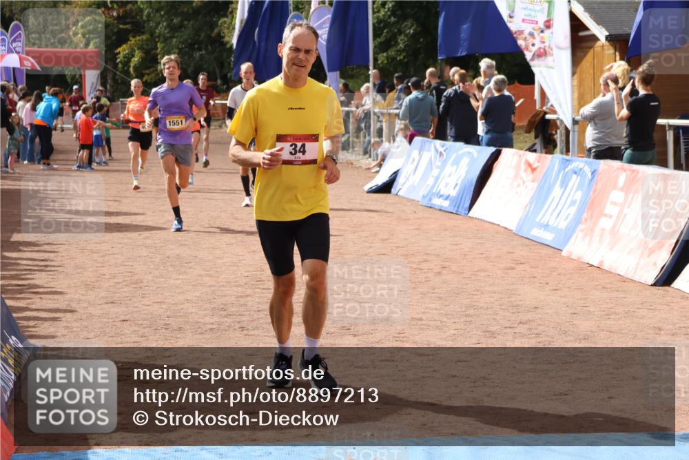14.09.2025 - Airport Race Strokosch-Dieckow http://msf.ph/oto/8897213 14.09.2025 12:21:40 Ziel 34, 684, 1051, 1551, 1930, 4038 meine-sportfotos.de