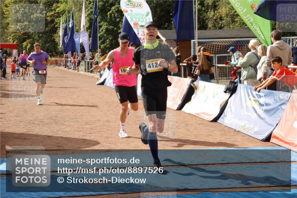 14.09.2025 - Airport Race Strokosch-Dieckow http://msf.ph/oto/8897526 14.09.2025 12:22:19 Ziel 18, 316, 1021, 1166, 1565, 4115, 4124, 4245 meine-sportfotos.de